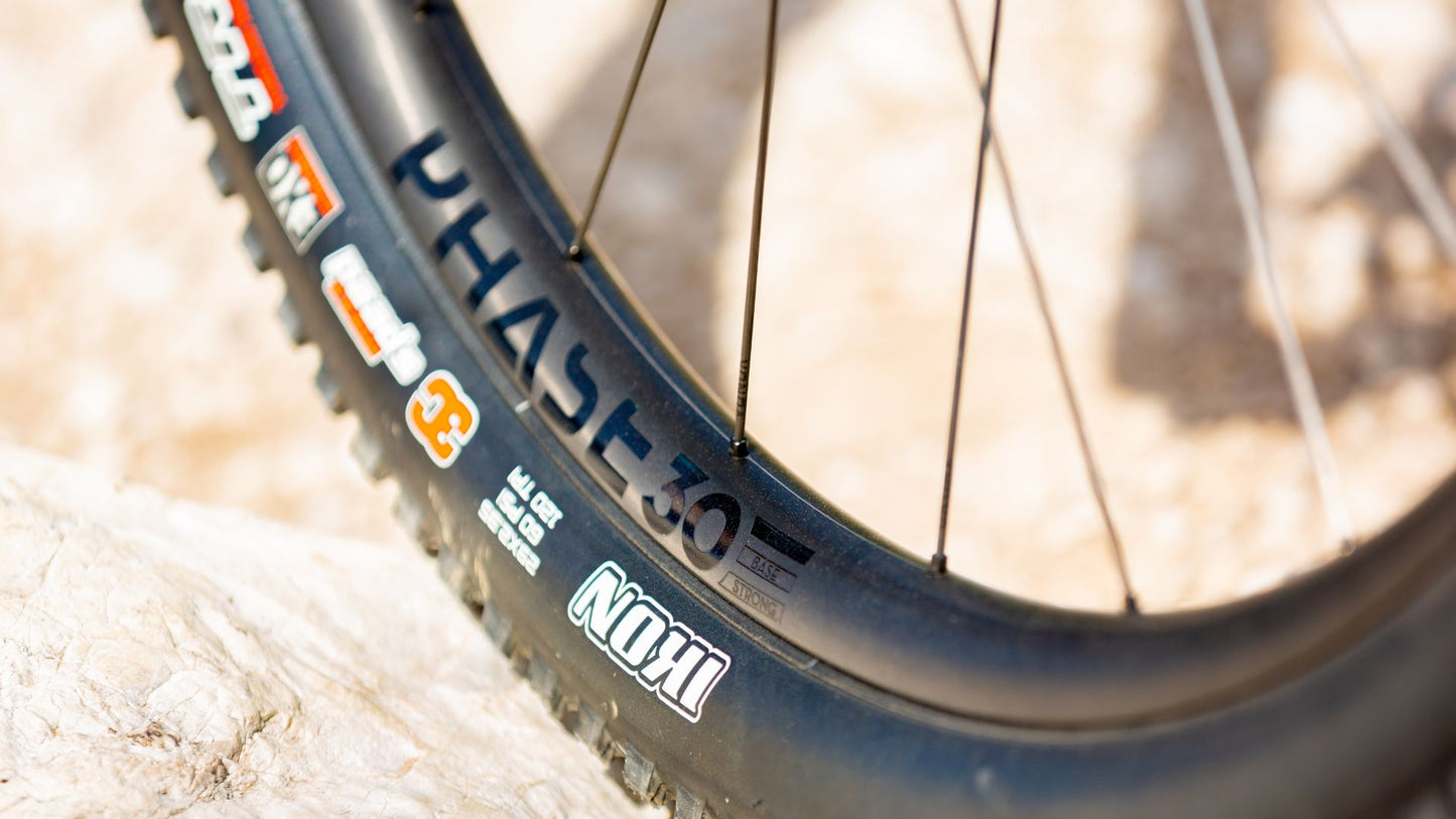 NEWMEN VONOA Phase 30 Wheelset - Trail